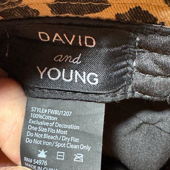 David and Young Leopard Print Bucket Hat - Picture 6 of 6